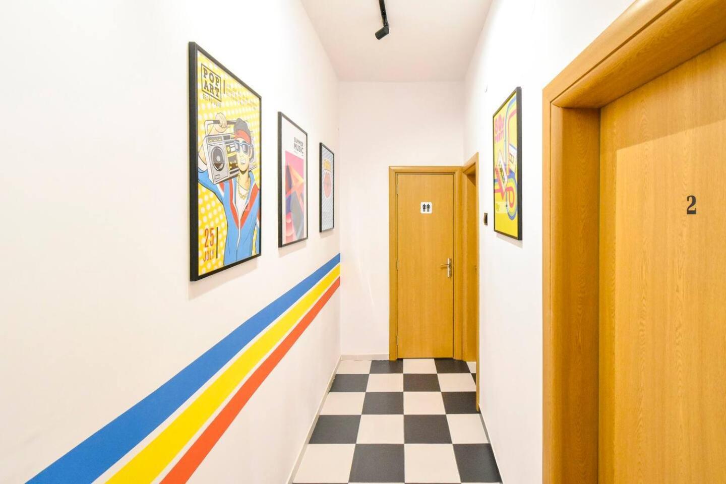 Super Fresh! 3Bdr Apartment In Sofia Center'S Artistic Area 외부 사진
